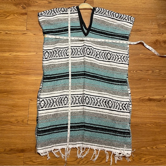 Mexican Falsa Blanket PONCHO Vest Deadhead / Hippie / Easy Rider / Beach /Camp - Picture 2 of 2